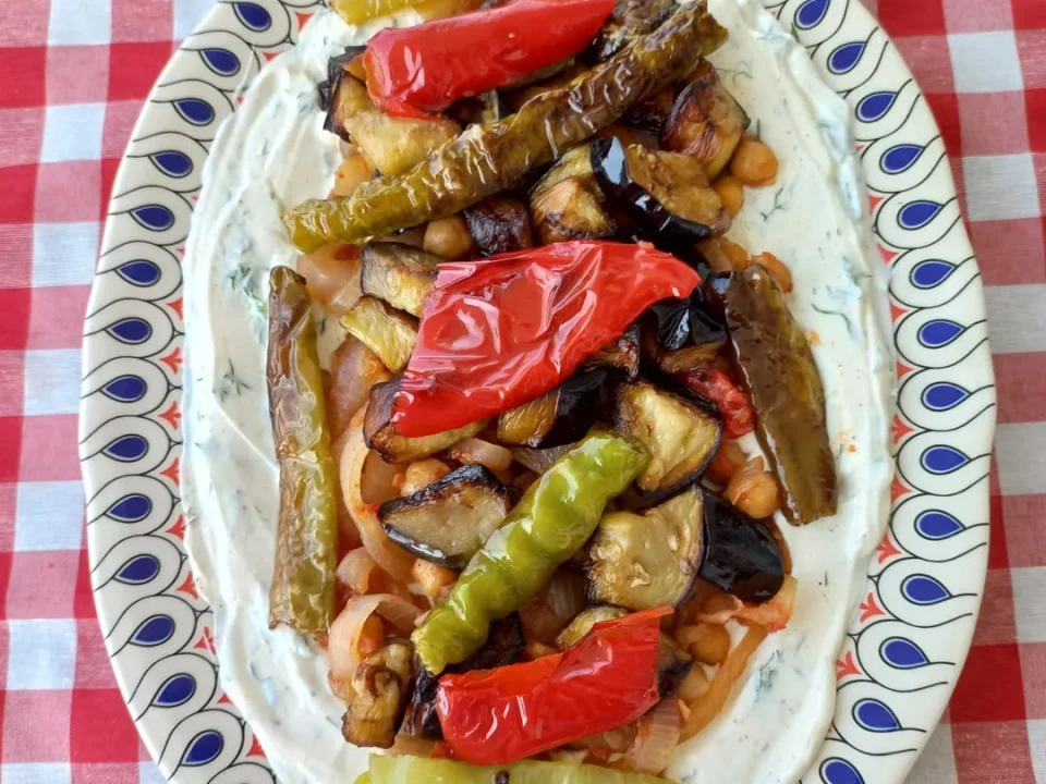Nohutlu Patlıcan Yemeği Tarifi