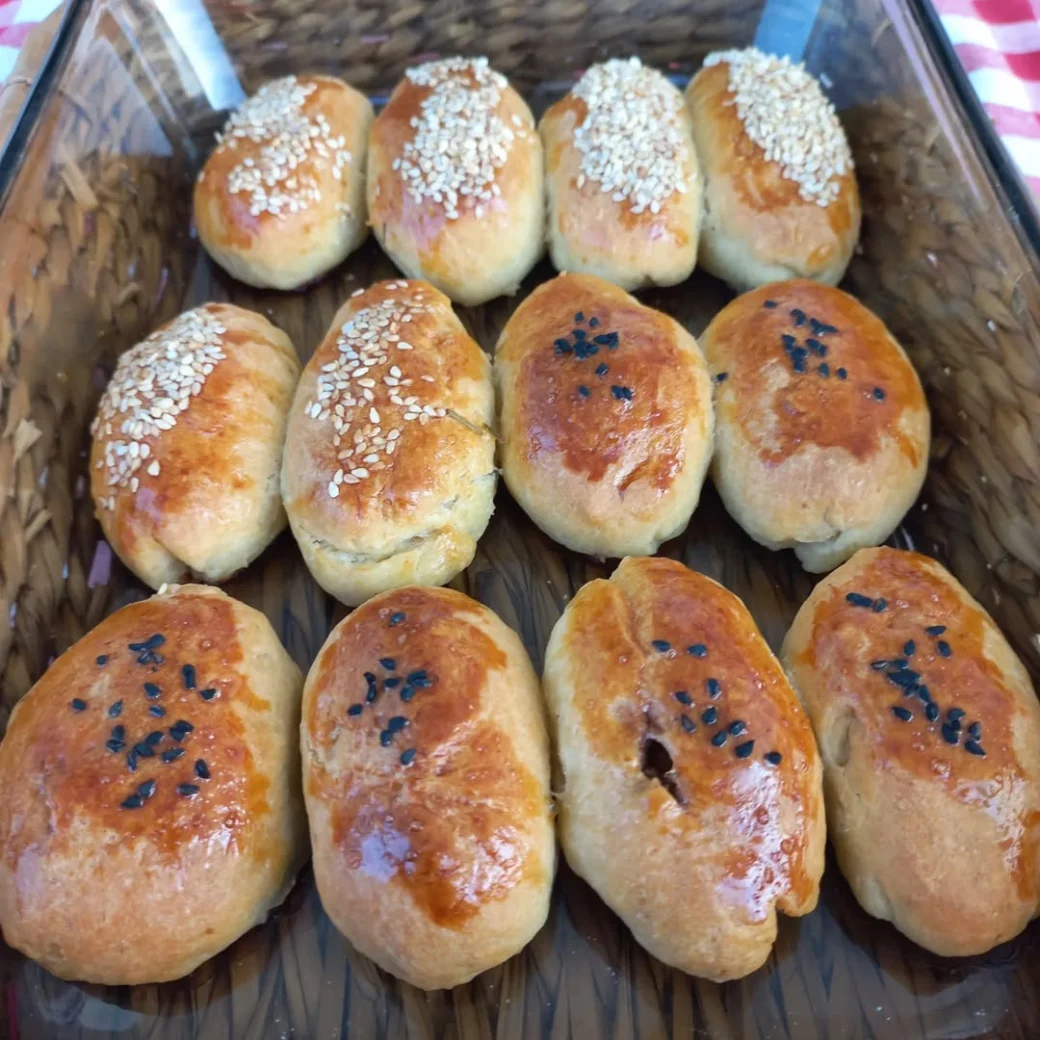 Kıymalı Ev Poğaçası Tarifi