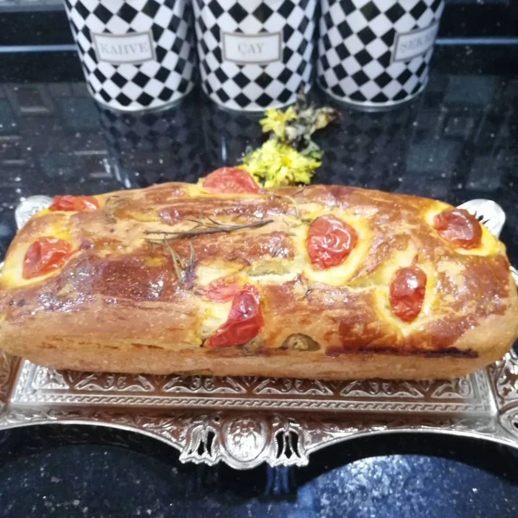 Mayalı Zeytinli Poğaça Tarifi