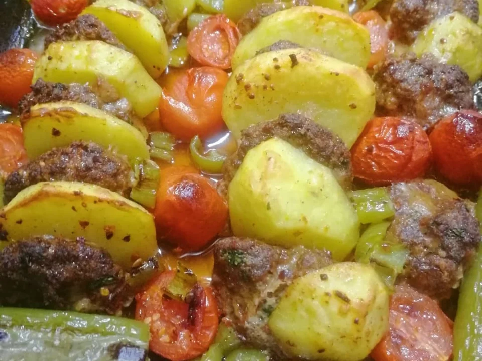Fırında Patatesli Köfte Tarifi