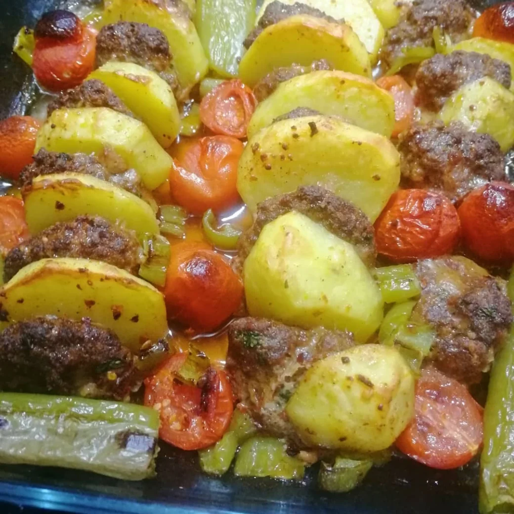 Fırında Patatesli Köfte Tarifi