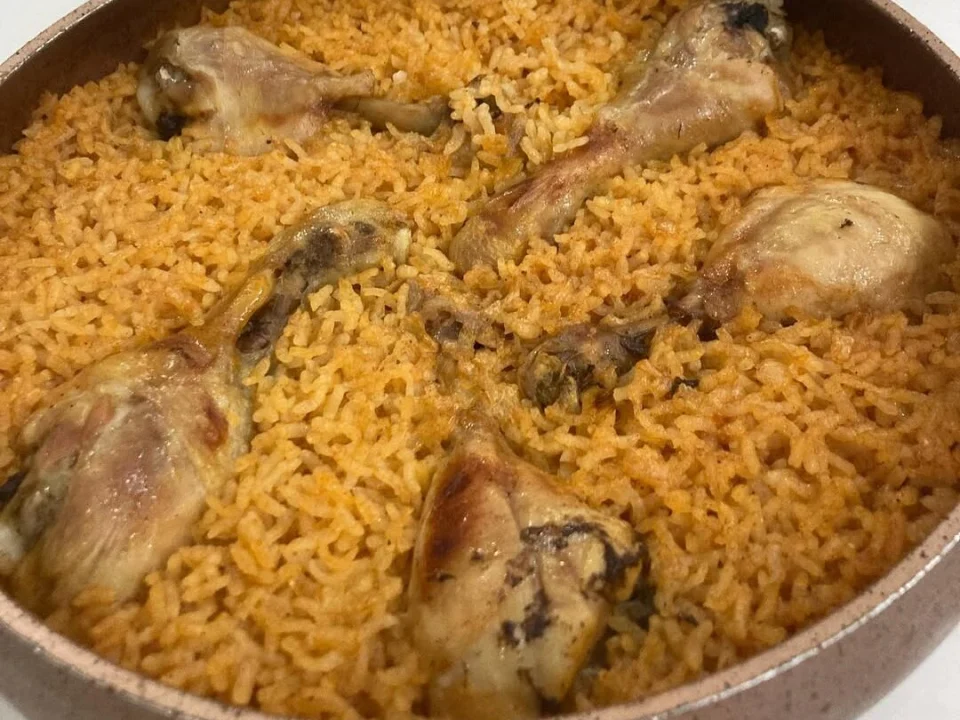 Salçalı Tavuk Kapama Tarifi