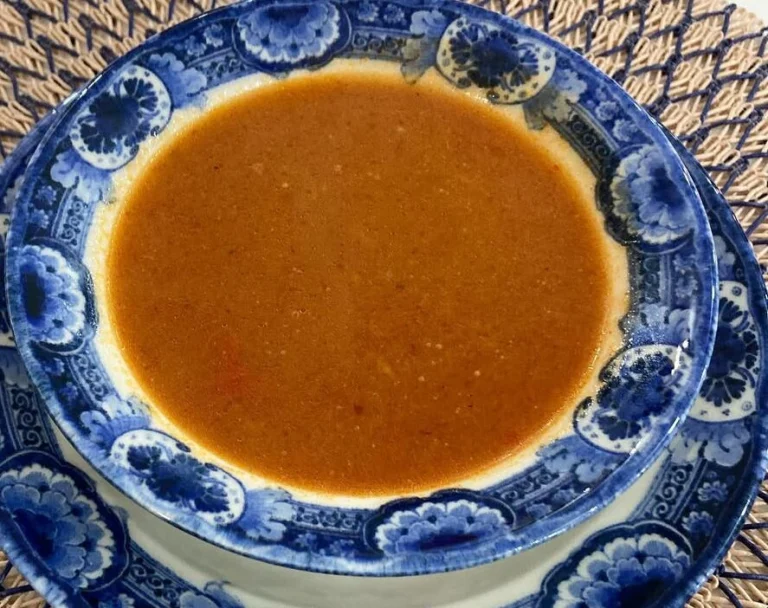 Közlenmiş Kırmızı Biber Çorbası Tarifi