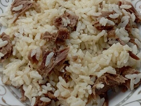 Etsuyuna Salma Pilav Tarifi